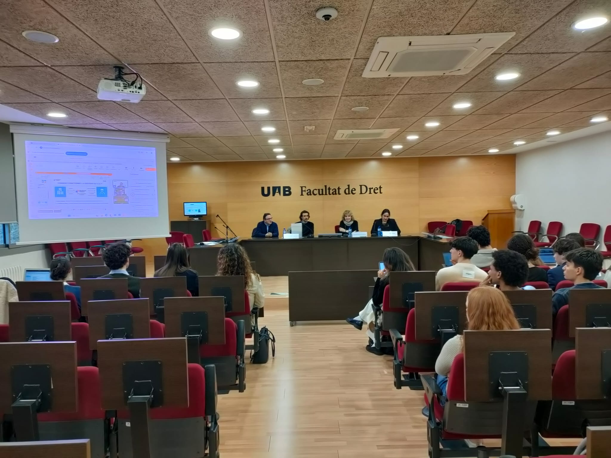 Sala de Vistes, Facultat de Dret UAB